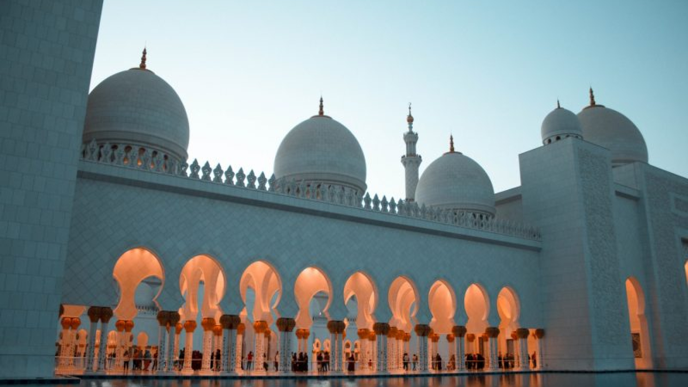 mathilde-cureau-ZfroDfOR_fg-unsplash