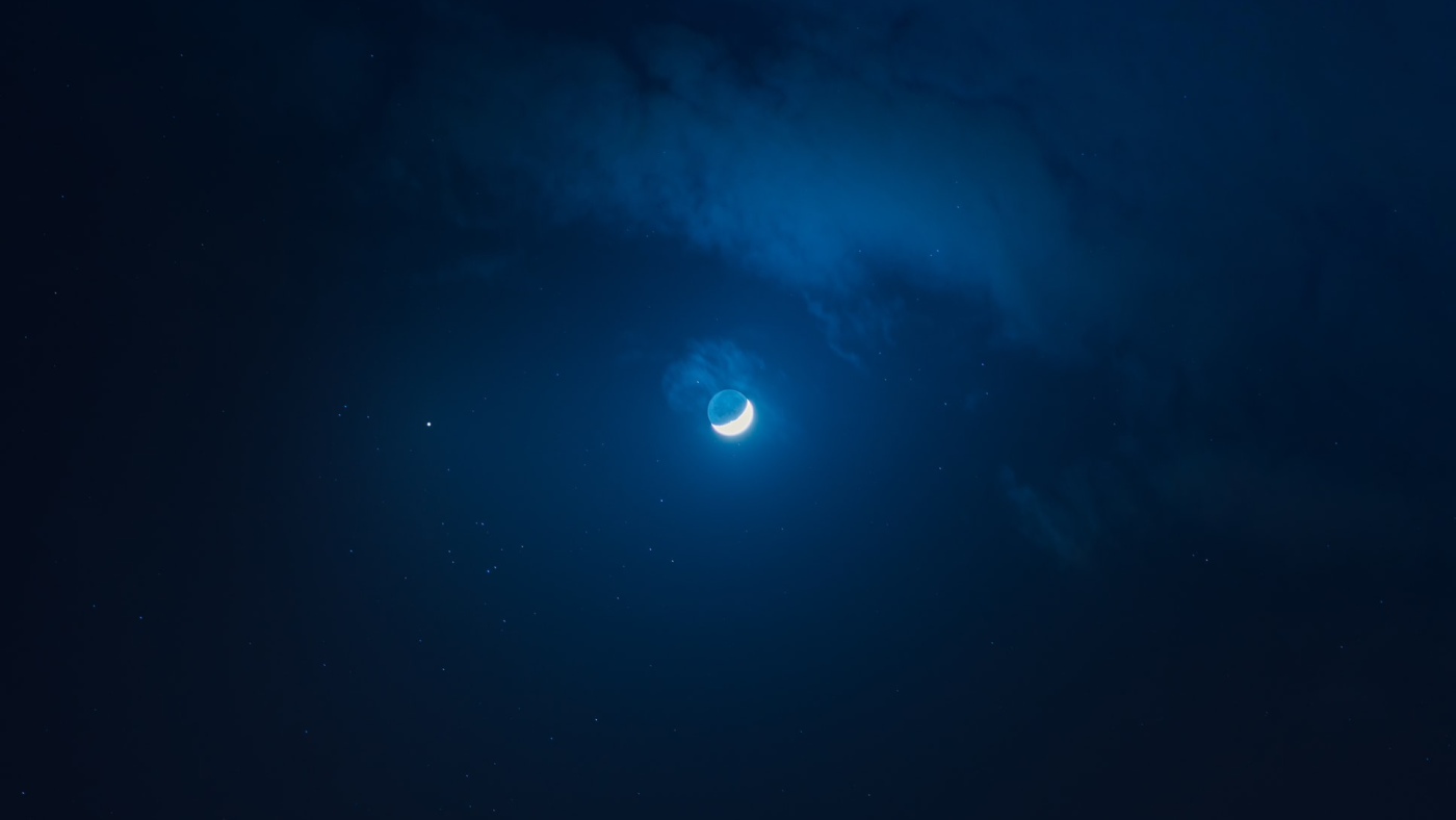 photo-1585517342886-1f076085742a