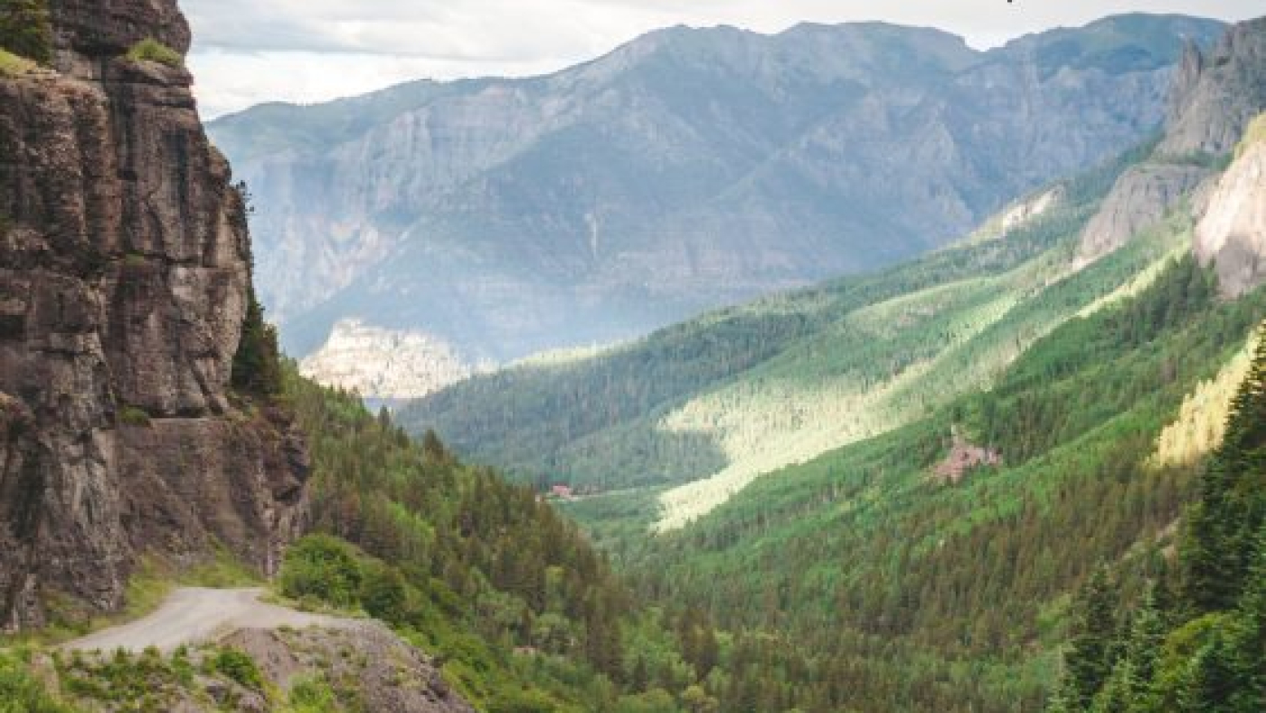 mengembangkan diri kisah inspiratif etika cover