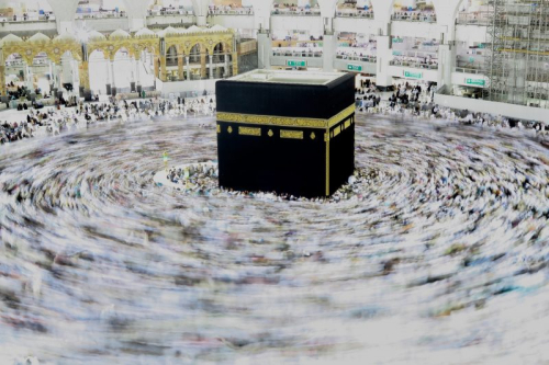 mengembangkan diri people-and-mecca-2021-08-29-11-30-17-utc (1)
